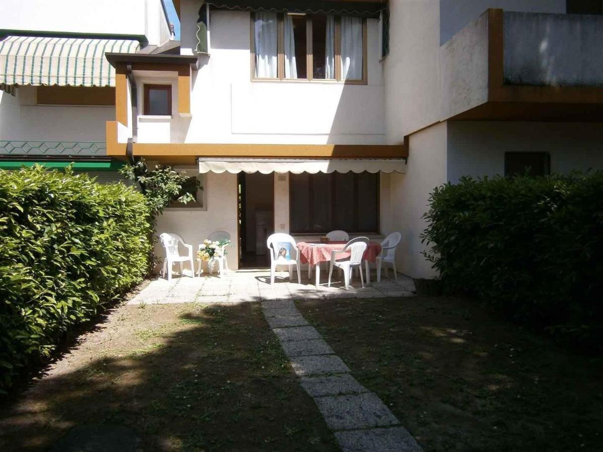 Holiday Home In Bibione 24579 Eksteriør billede